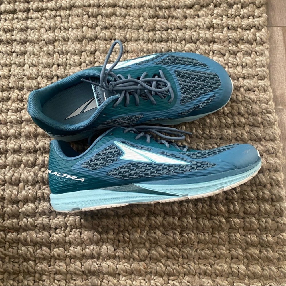 Altra Viho Road Running Shoes